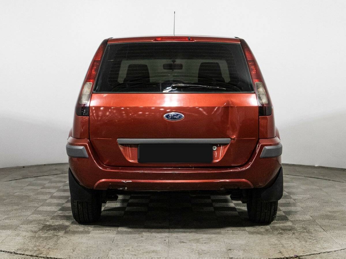 Ford Fusion с пробегом — 2006 год. Фото: #4