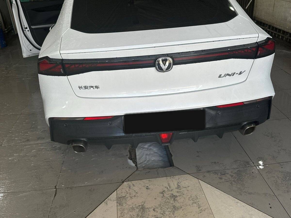 Changan UNI-V с пробегом — 2023 год. Фото: #4