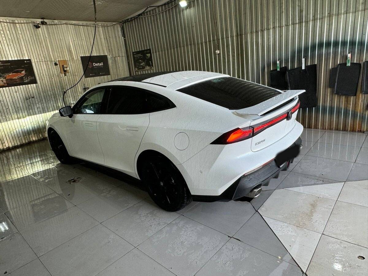 Changan UNI-V с пробегом — 2023 год. Фото: #5