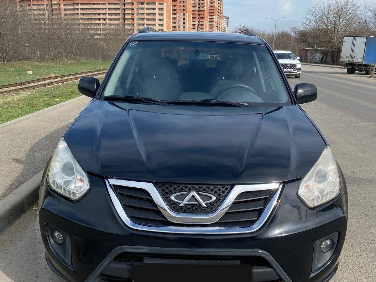 Chery Tiggo (T11) с пробегом — 2015 год. Фото: #1