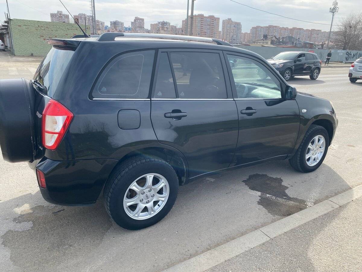 Chery Tiggo (T11) с пробегом — 2015 год. Фото: #5