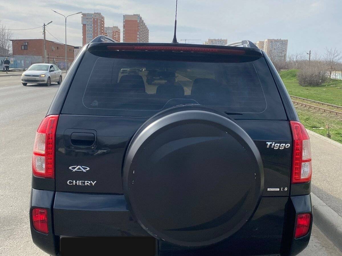Chery Tiggo (T11) с пробегом — 2015 год. Фото: #6