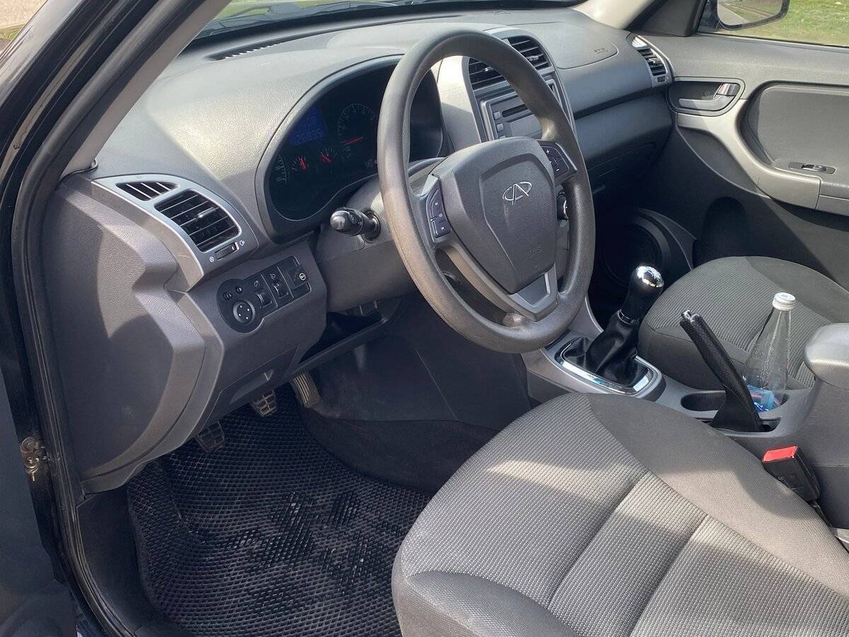 Chery Tiggo (T11) с пробегом — 2015 год. Фото: #9