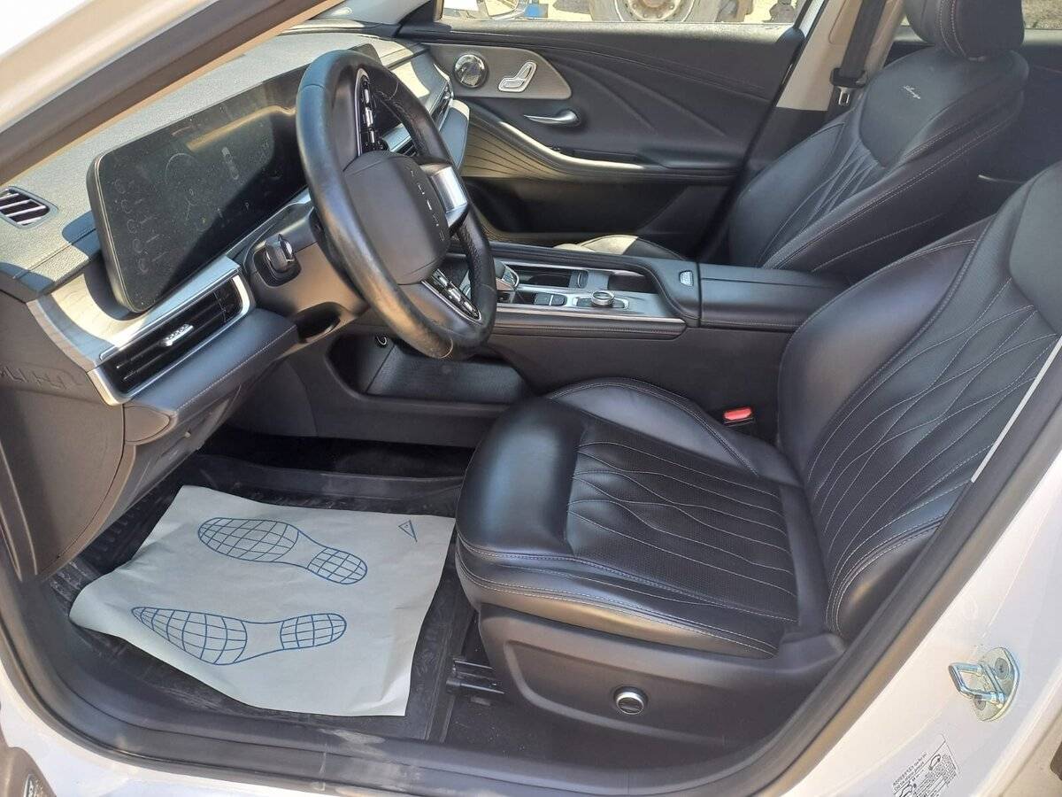 Chery Arrizo 8 с пробегом — 2023 год. Фото: #8