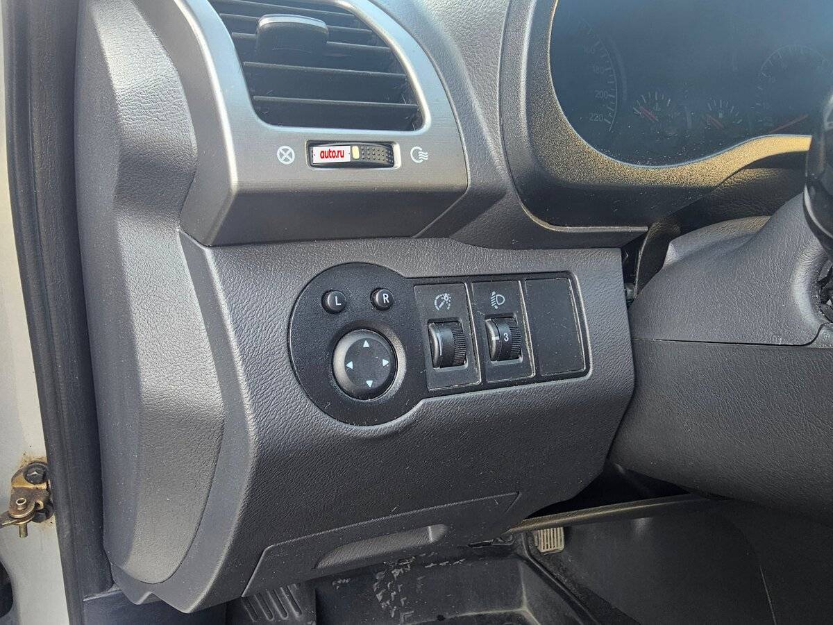 Chery Tiggo (T11) с пробегом — 2014 год. Фото: #27