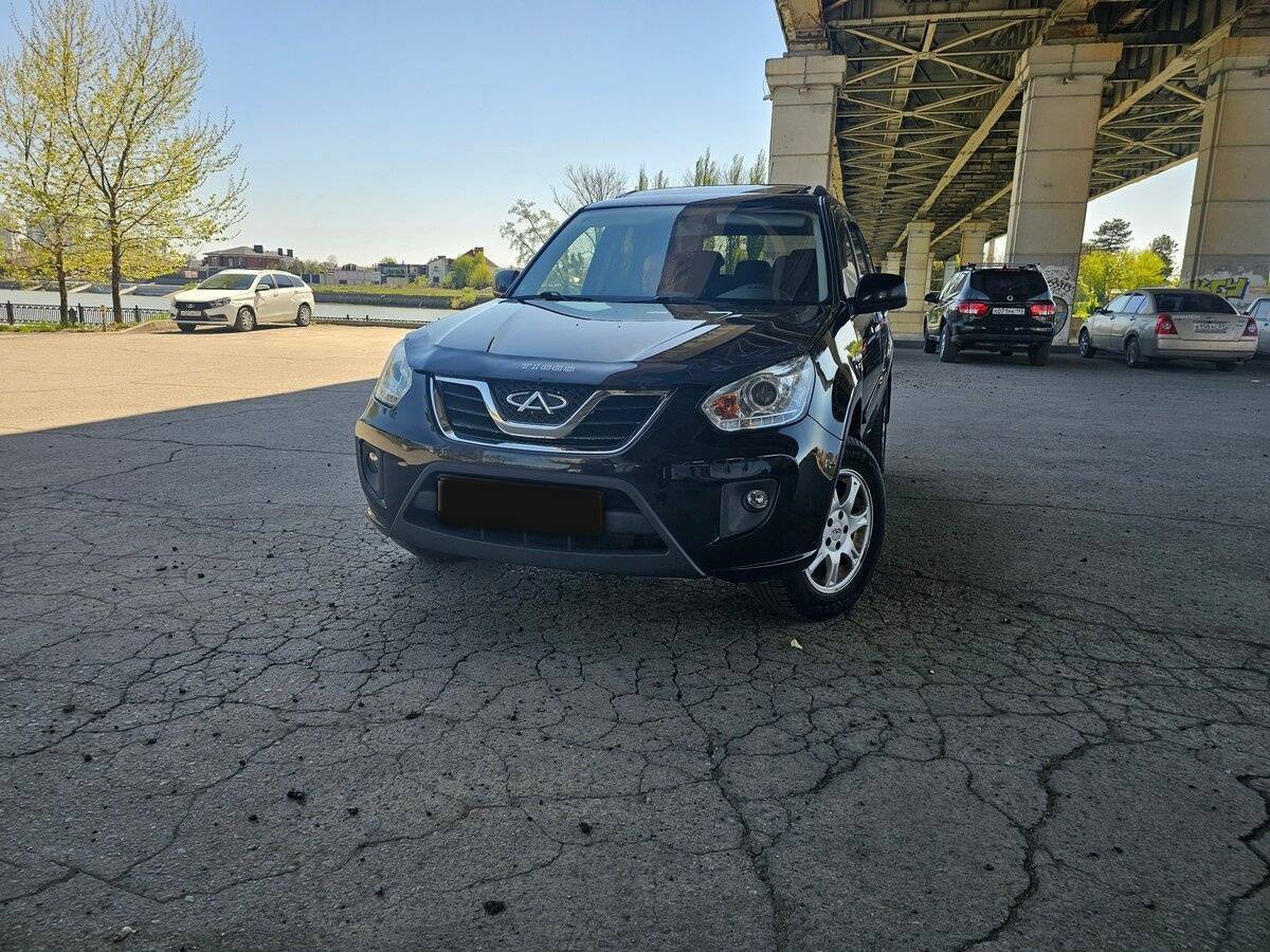 Chery Tiggo (T11) с пробегом — 2013 год. Фото: #2