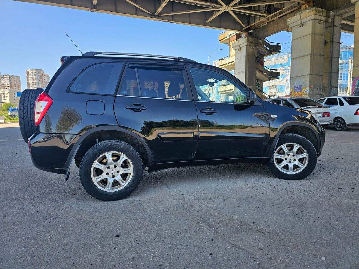 Chery Tiggo (T11) с пробегом — 2013 год. Фото: #9