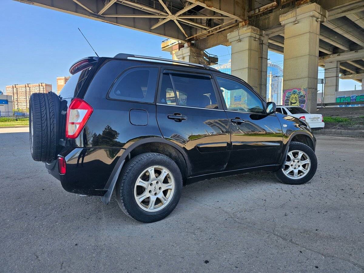 Chery Tiggo (T11) с пробегом — 2013 год. Фото: #15