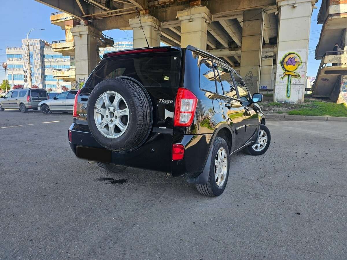 Chery Tiggo (T11) с пробегом — 2013 год. Фото: #17