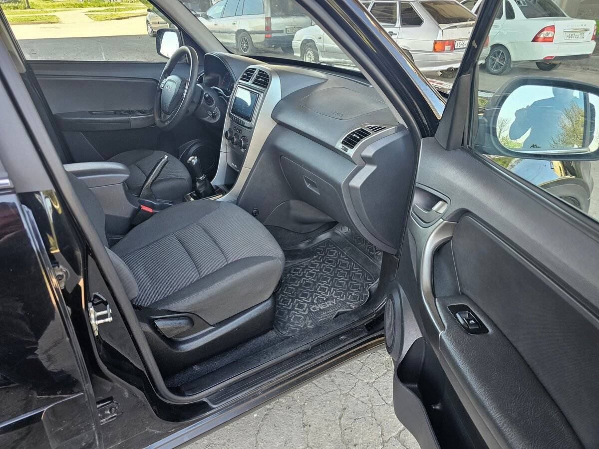 Chery Tiggo (T11) с пробегом — 2013 год. Фото: #23