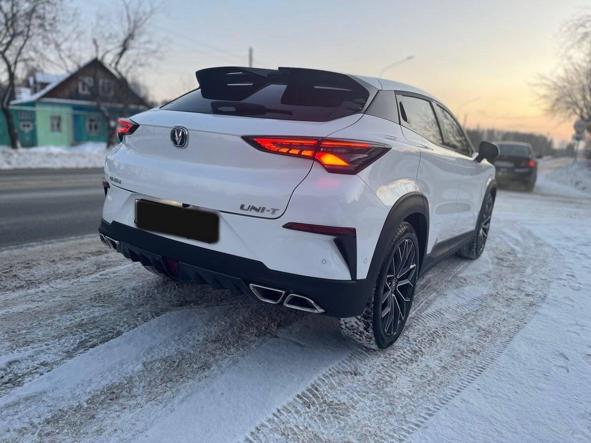 Changan UNI-T с пробегом — 2023 год. Фото: #1