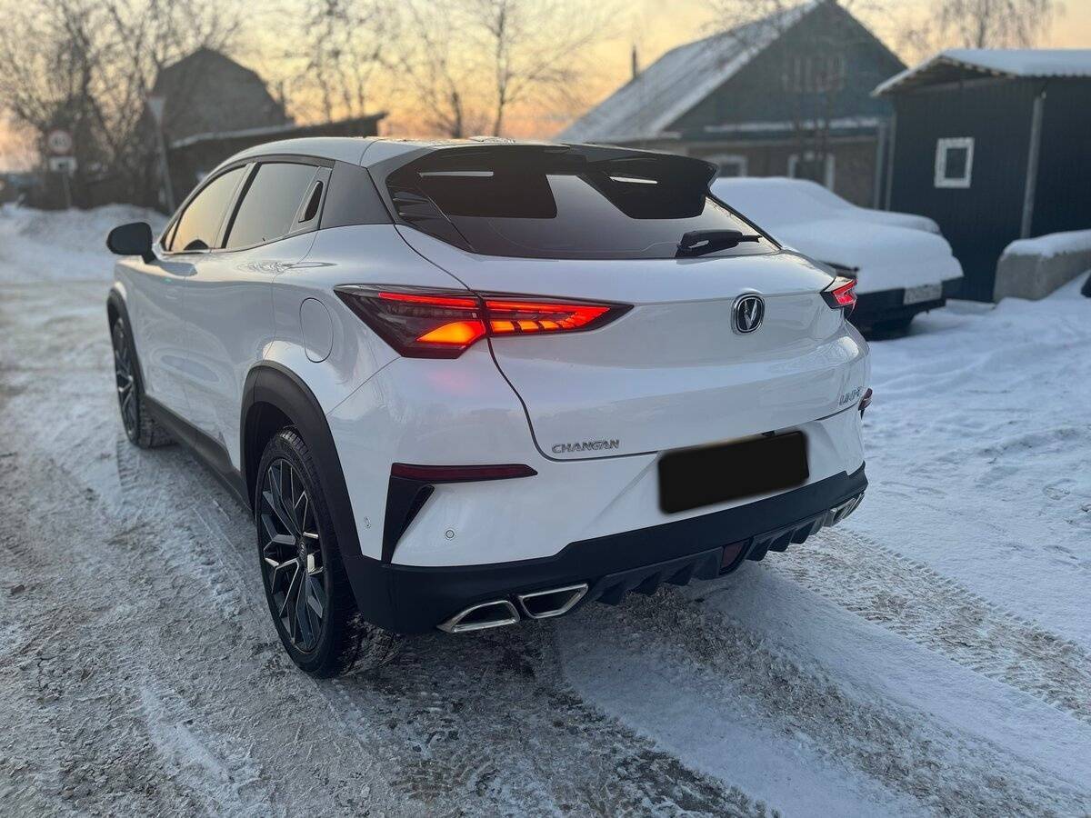 Changan UNI-T с пробегом — 2023 год. Фото: #3