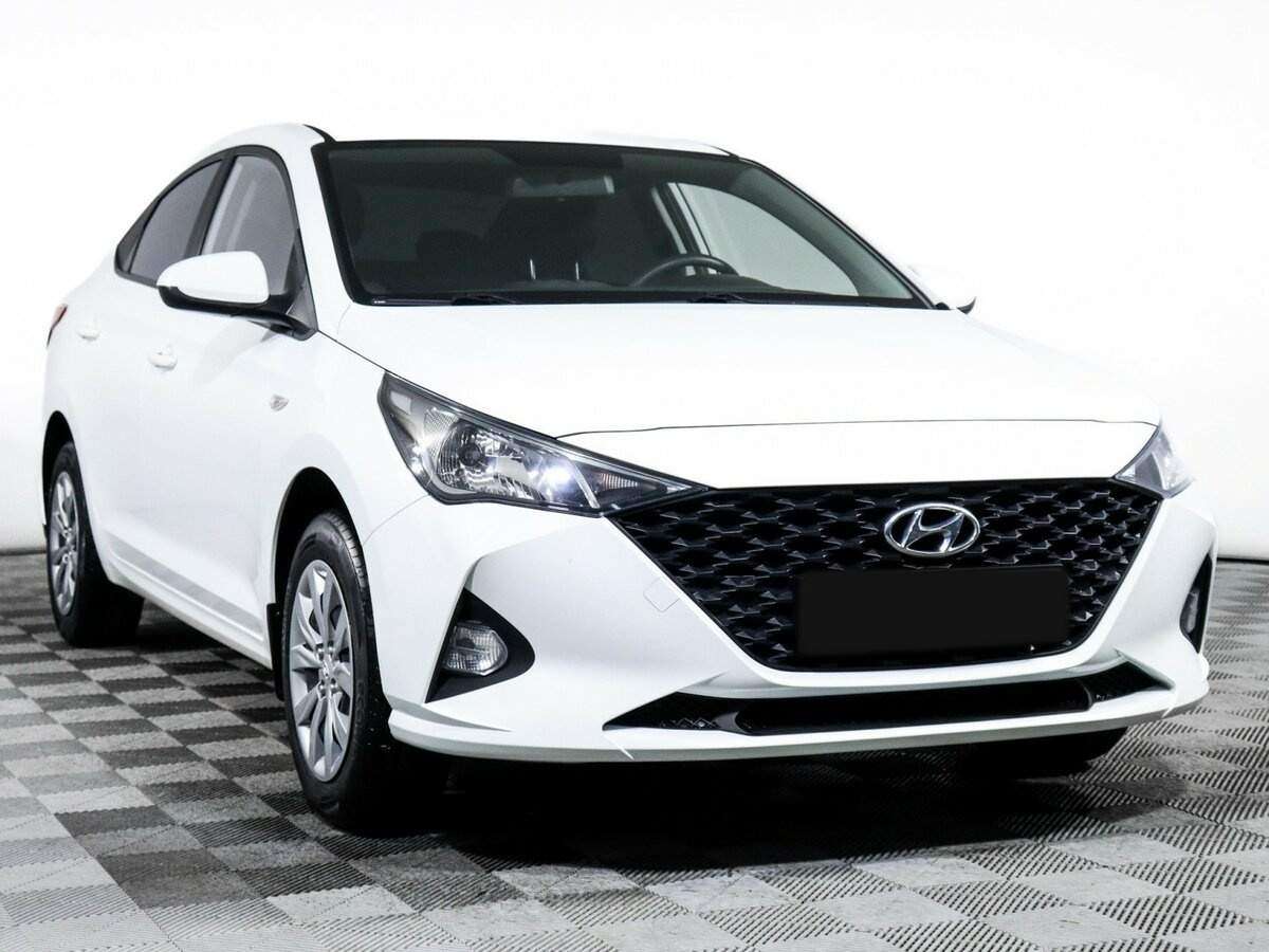 Hyundai Solaris с пробегом — 2021 год. Фото: #2