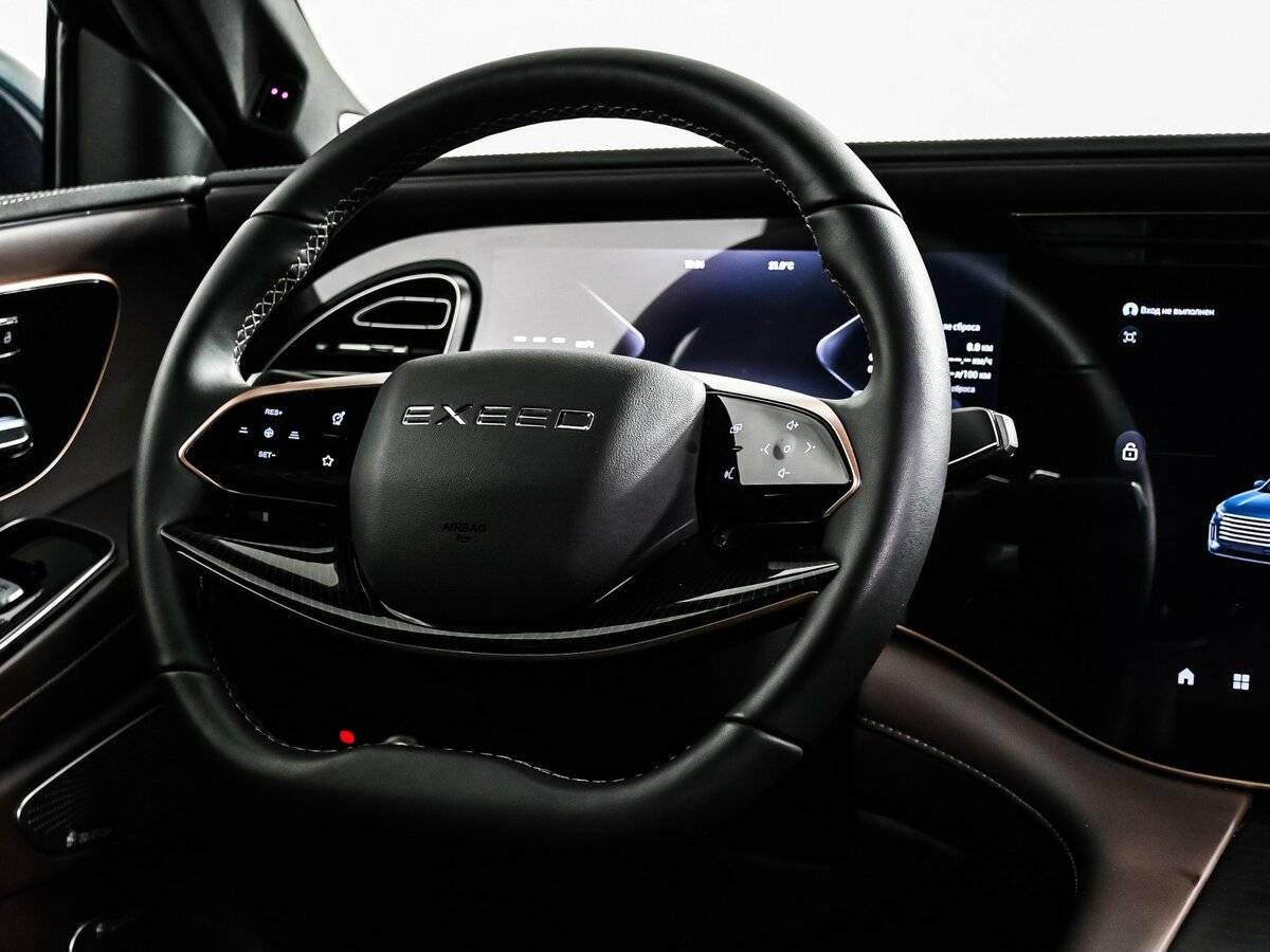 EXEED VX с пробегом — 2023 год. Фото: #12