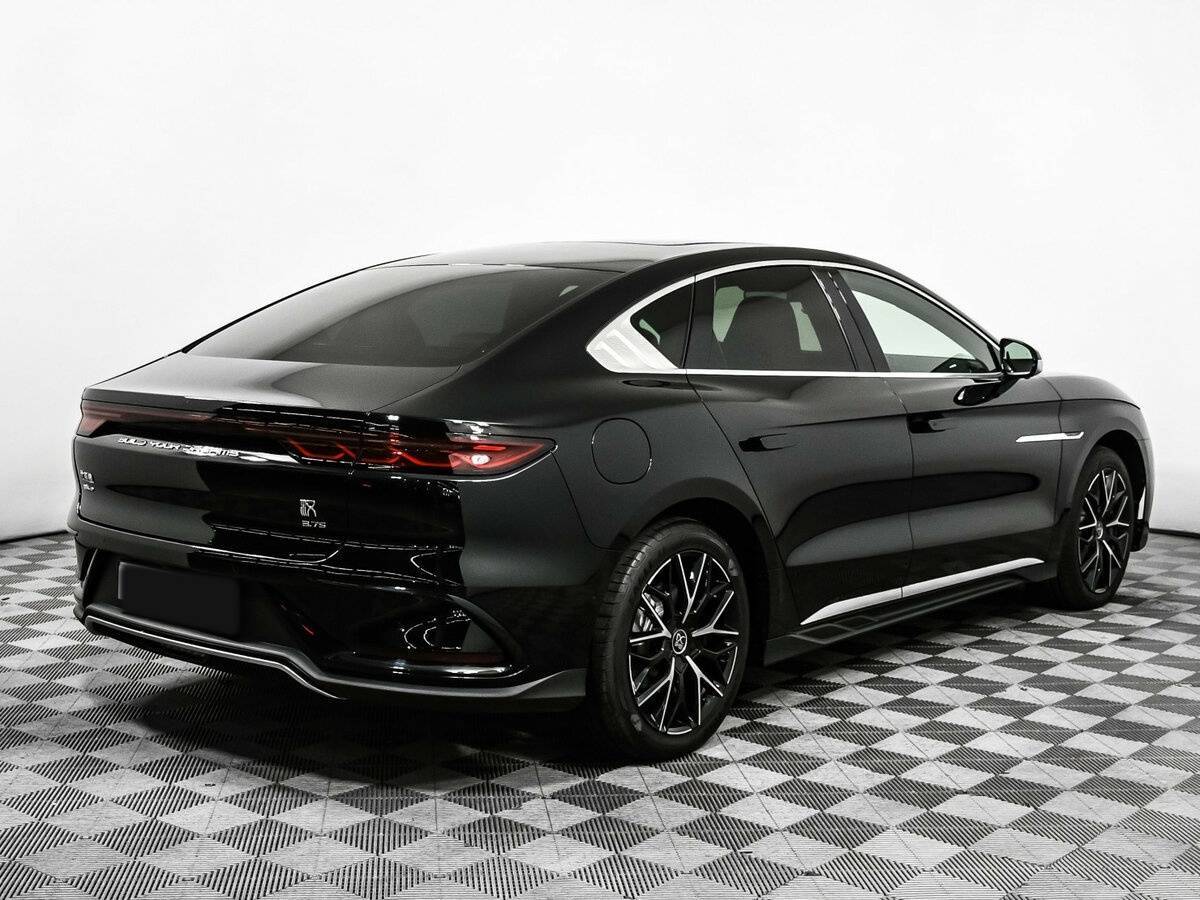 BYD Han с пробегом — 2022 год. Фото: #4