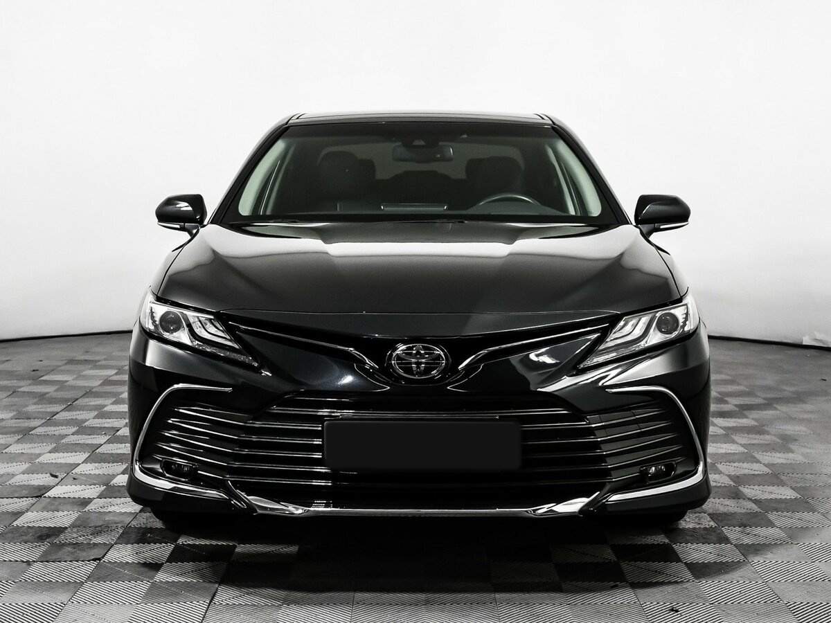 Toyota Camry с пробегом — 2023 год. Фото: #1