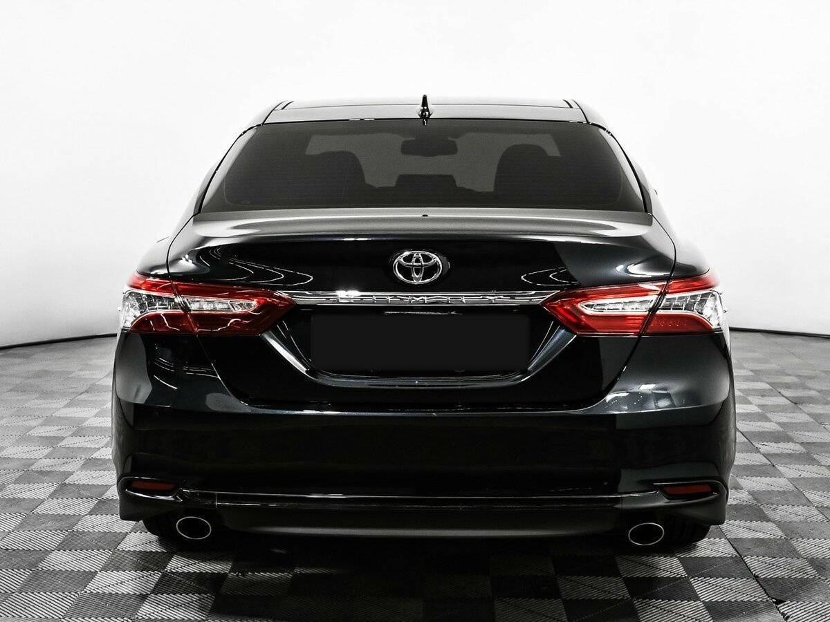Toyota Camry с пробегом — 2023 год. Фото: #5