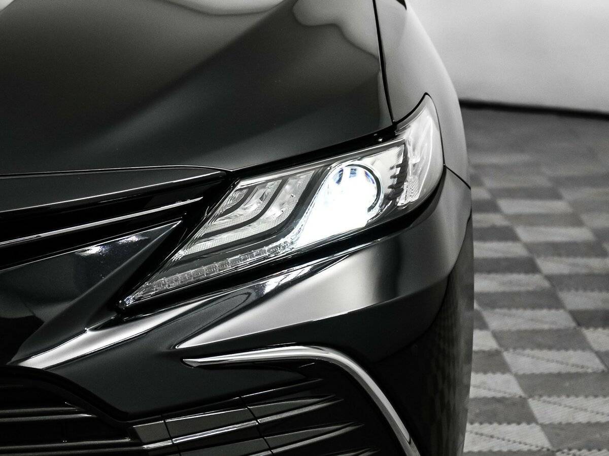 Toyota Camry с пробегом — 2023 год. Фото: #15