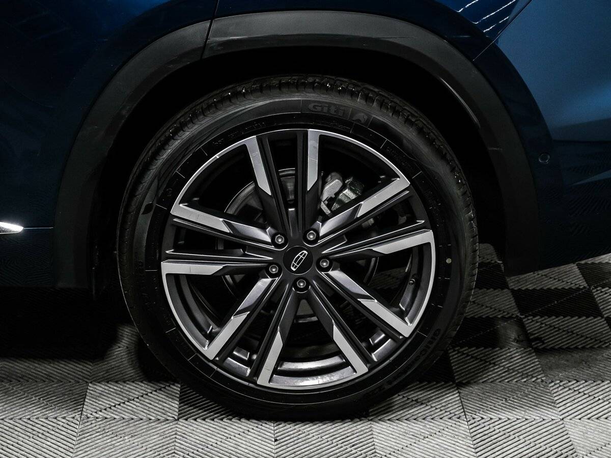 Geely Monjaro с пробегом — 2023 год. Фото: #13