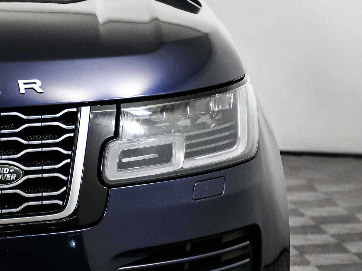Land Rover Range Rover с пробегом — 2018 год. Фото: #14