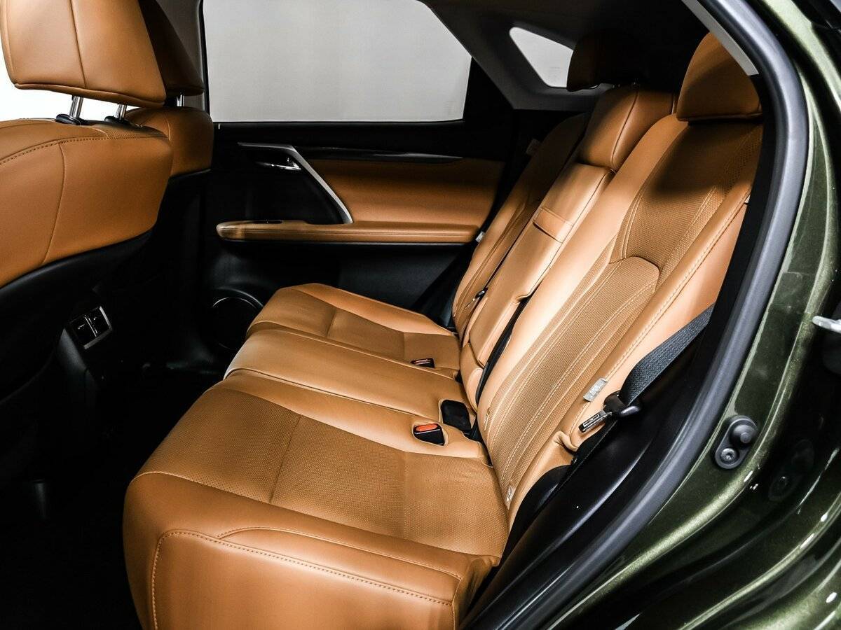 Lexus RX с пробегом — 2020 год. Фото: #12
