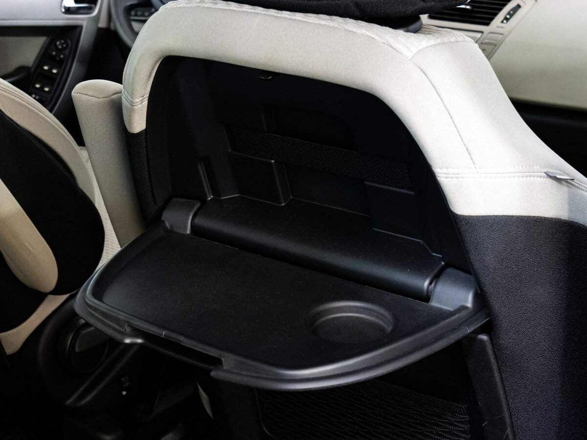 Citroen C4 Picasso с пробегом — 2011 год. Фото: #23