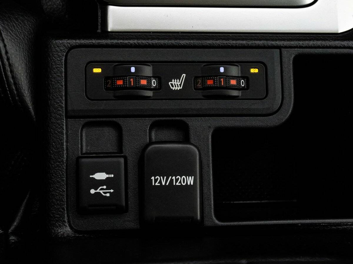 Toyota Land Cruiser Prado с пробегом — 2018 год. Фото: #16