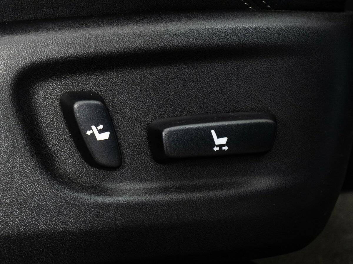 Toyota Land Cruiser Prado с пробегом — 2018 год. Фото: #20