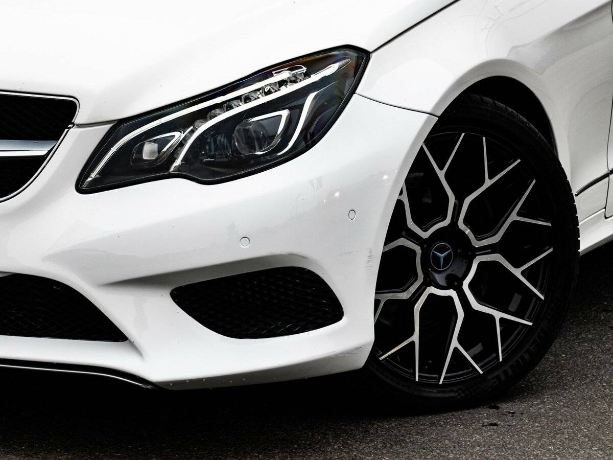 Mercedes-Benz E-Класс с пробегом — 2013 год. Фото: #2