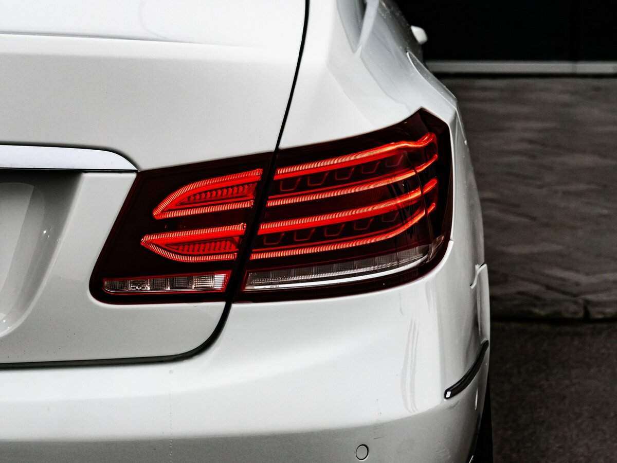 Mercedes-Benz E-Класс с пробегом — 2013 год. Фото: #8