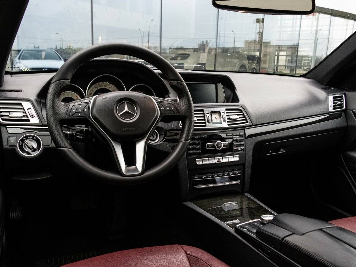 Mercedes-Benz E-Класс с пробегом — 2013 год. Фото: #12