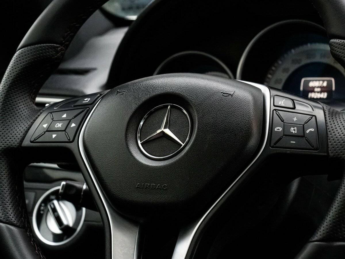 Mercedes-Benz E-Класс с пробегом — 2013 год. Фото: #16