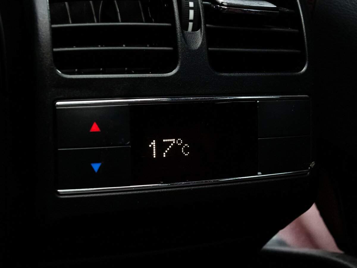 Mercedes-Benz E-Класс с пробегом — 2013 год. Фото: #22