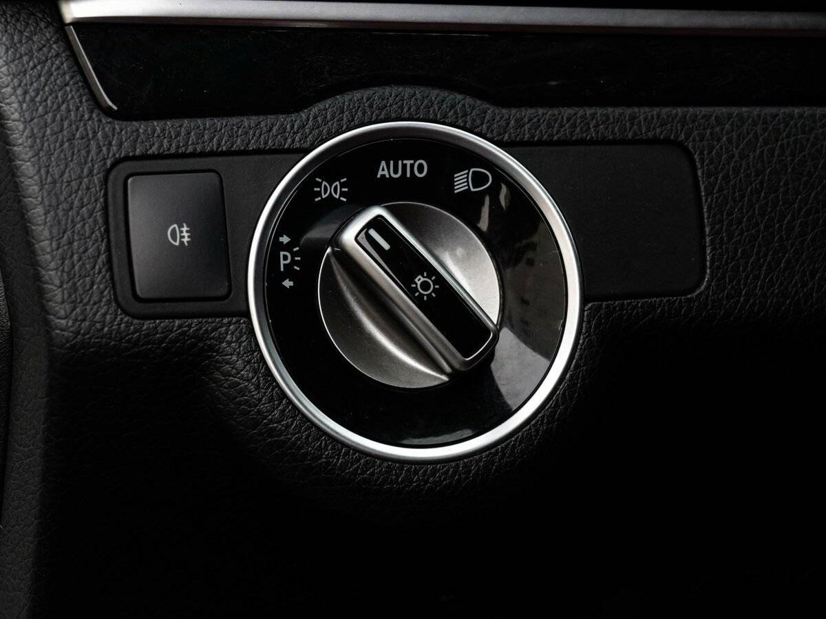 Mercedes-Benz E-Класс с пробегом — 2013 год. Фото: #24