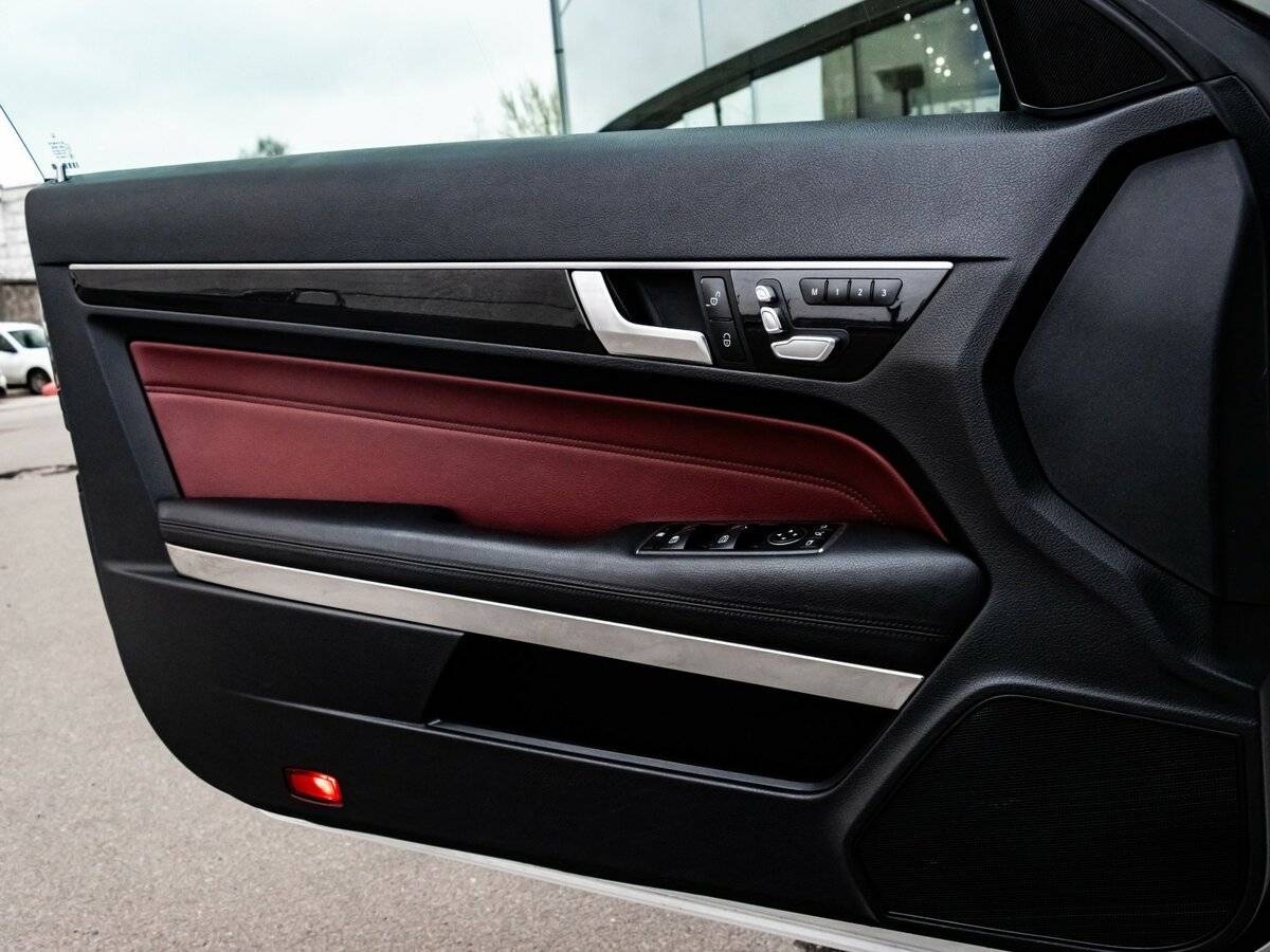 Mercedes-Benz E-Класс с пробегом — 2013 год. Фото: #25