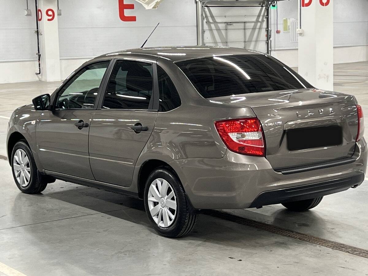 Lada (ВАЗ) Granta с пробегом — 2021 год. Фото: #6