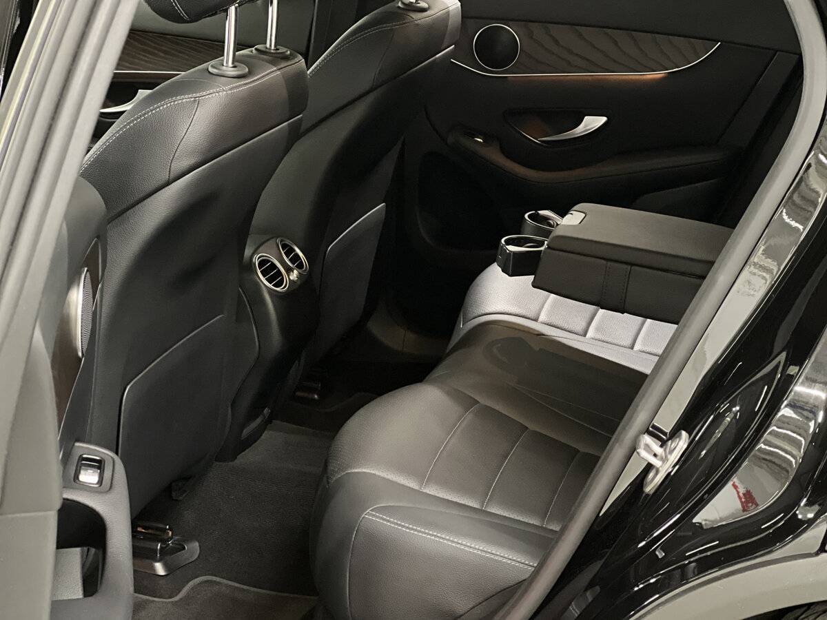 Mercedes-Benz GLC с пробегом — 2020 год. Фото: #11