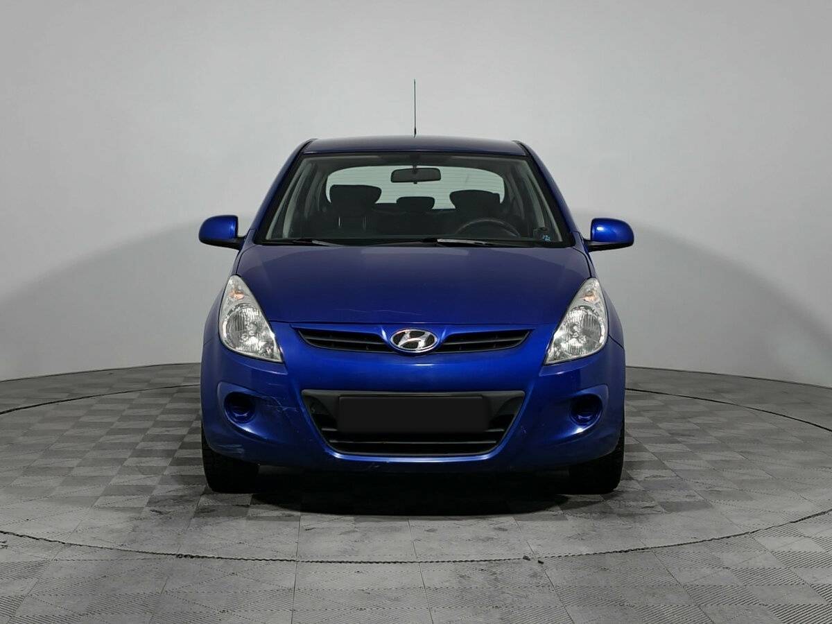 Hyundai i20 с пробегом — 2010 год. Фото: #1