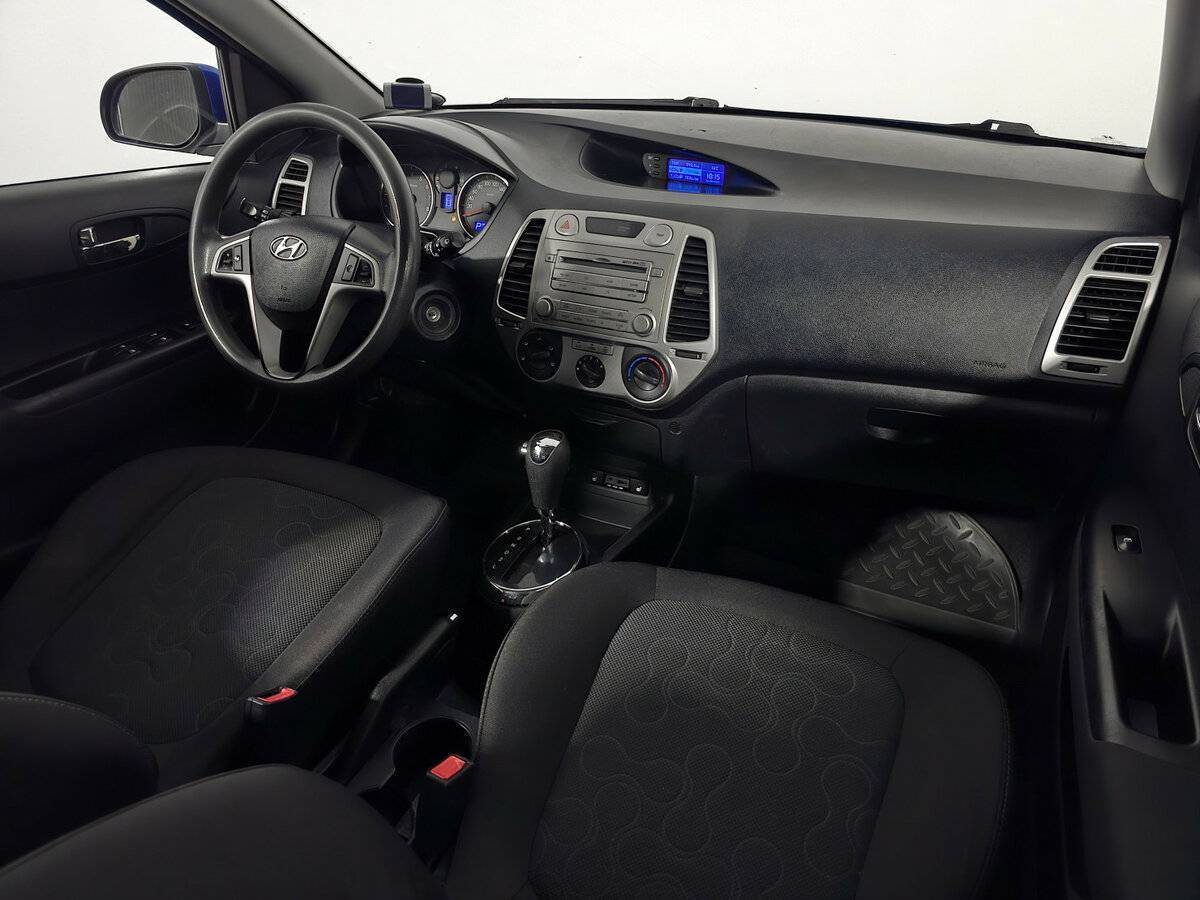 Hyundai i20 с пробегом — 2010 год. Фото: #8