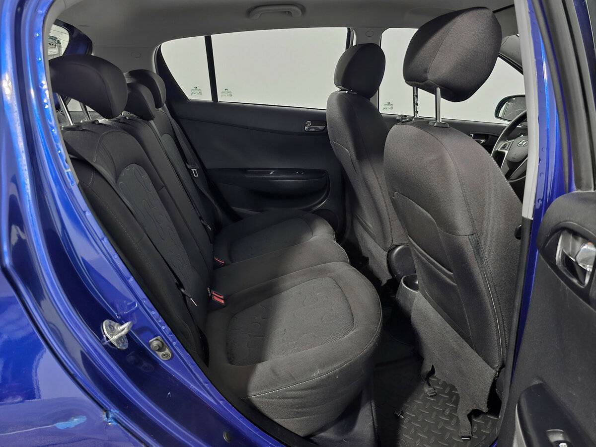 Hyundai i20 с пробегом — 2010 год. Фото: #10