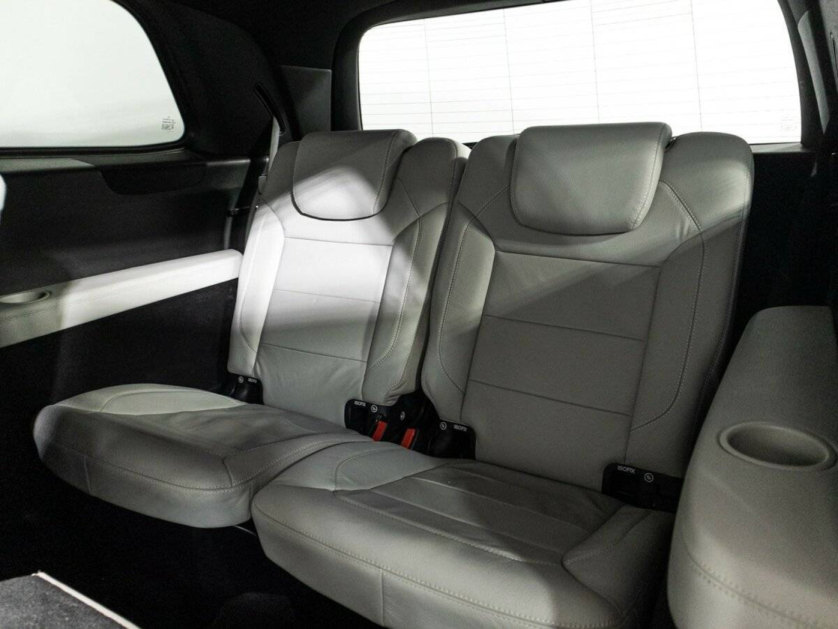 Mercedes-Benz GL-Класс с пробегом — 2014 год. Фото: #14