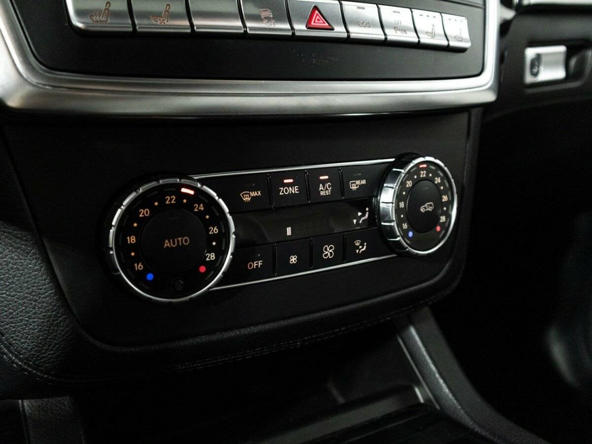 Mercedes-Benz GL-Класс с пробегом — 2014 год. Фото: #18