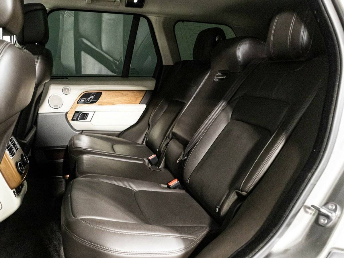 Land Rover Range Rover с пробегом — 2018 год. Фото: #7