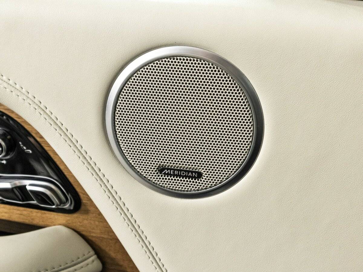 Land Rover Range Rover с пробегом — 2018 год. Фото: #14