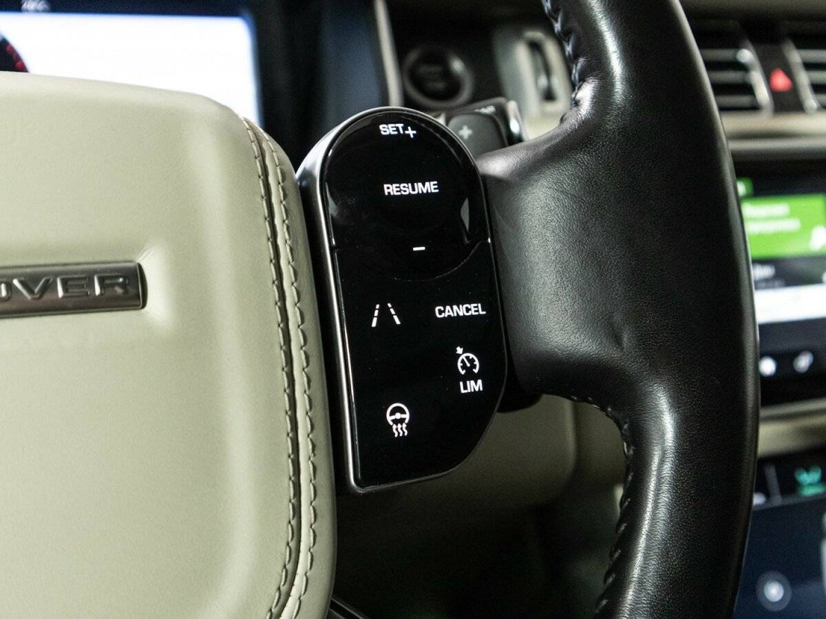Land Rover Range Rover с пробегом — 2018 год. Фото: #20