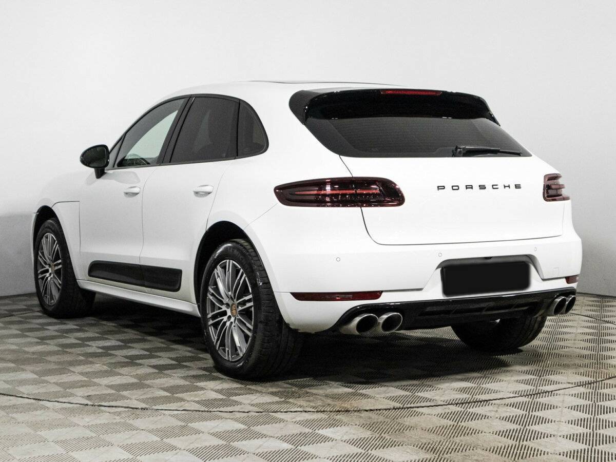 Porsche Macan с пробегом — 2015 год. Фото: #6