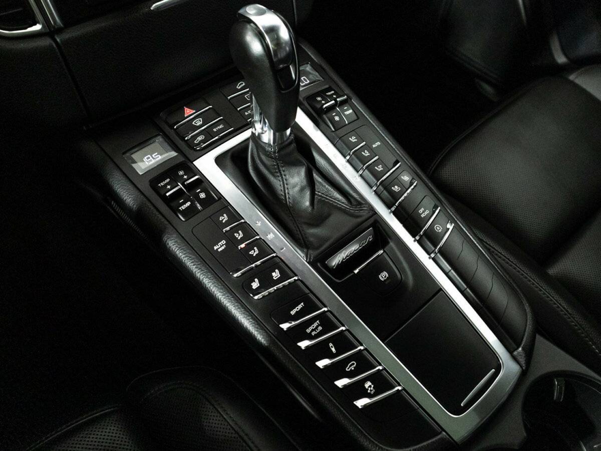 Porsche Macan с пробегом — 2015 год. Фото: #17