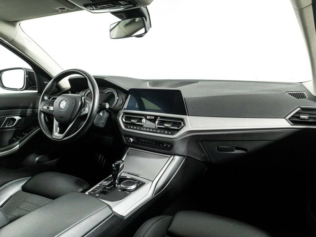 BMW 3 серии с пробегом — 2019 год. Фото: #8