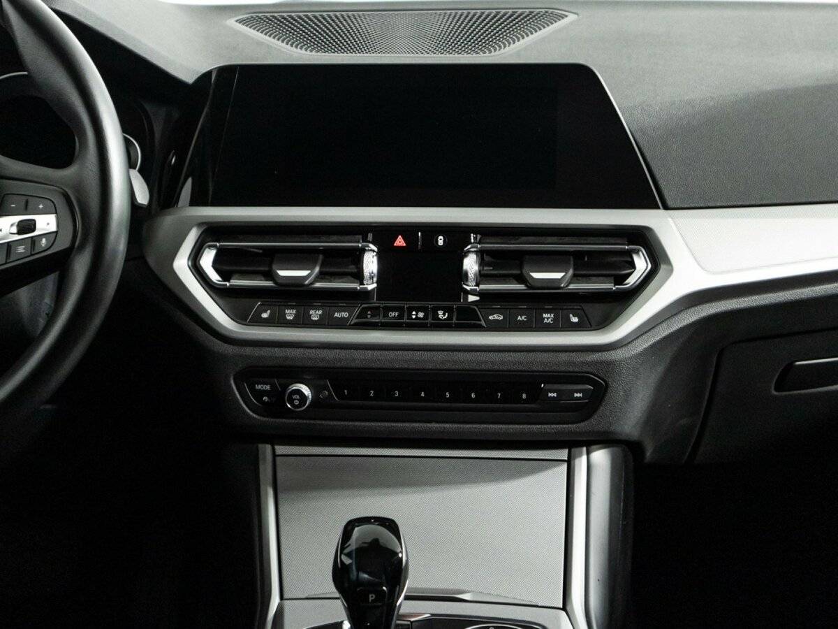 BMW 3 серии с пробегом — 2019 год. Фото: #13