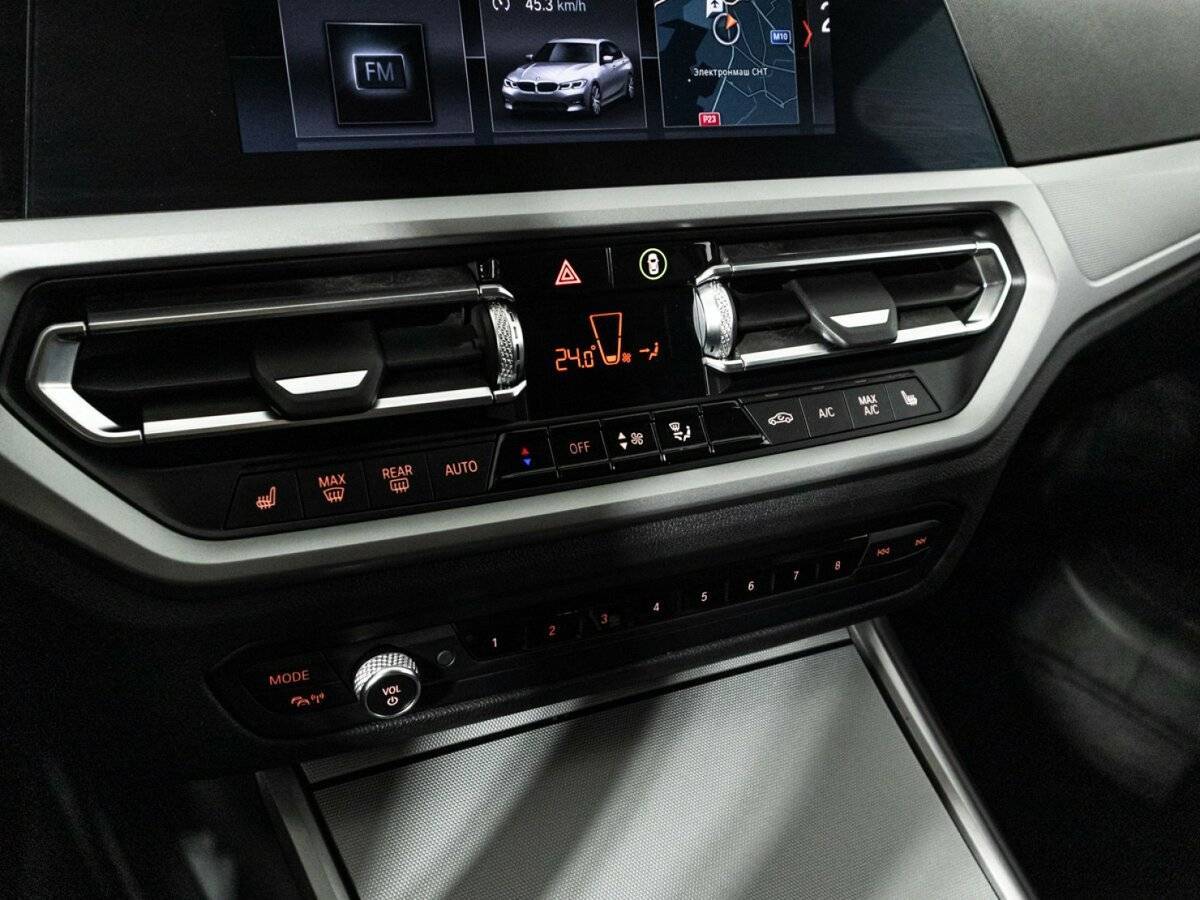 BMW 3 серии с пробегом — 2019 год. Фото: #14